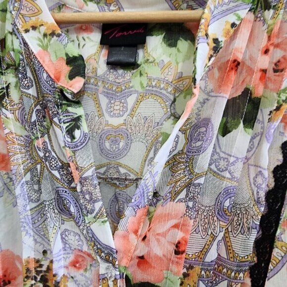 Torrid Vintage Plus Size Victorian Peasant Style Floral Pleated Blouse Size 2X - Picture 9 of 16